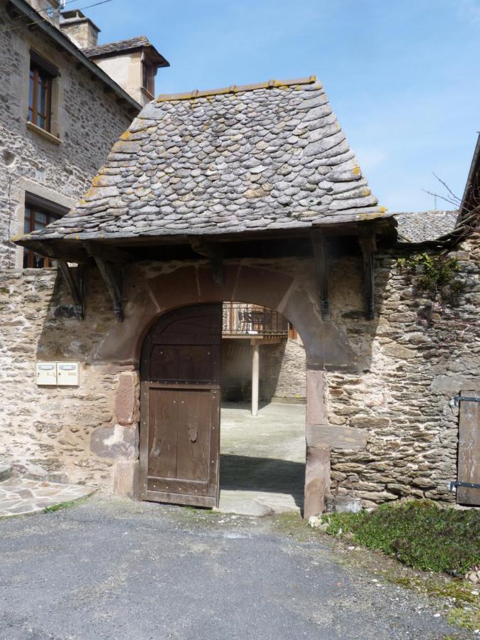 Chambre D'Hotes Cadravals Belcastel Aveyron Exterior photo